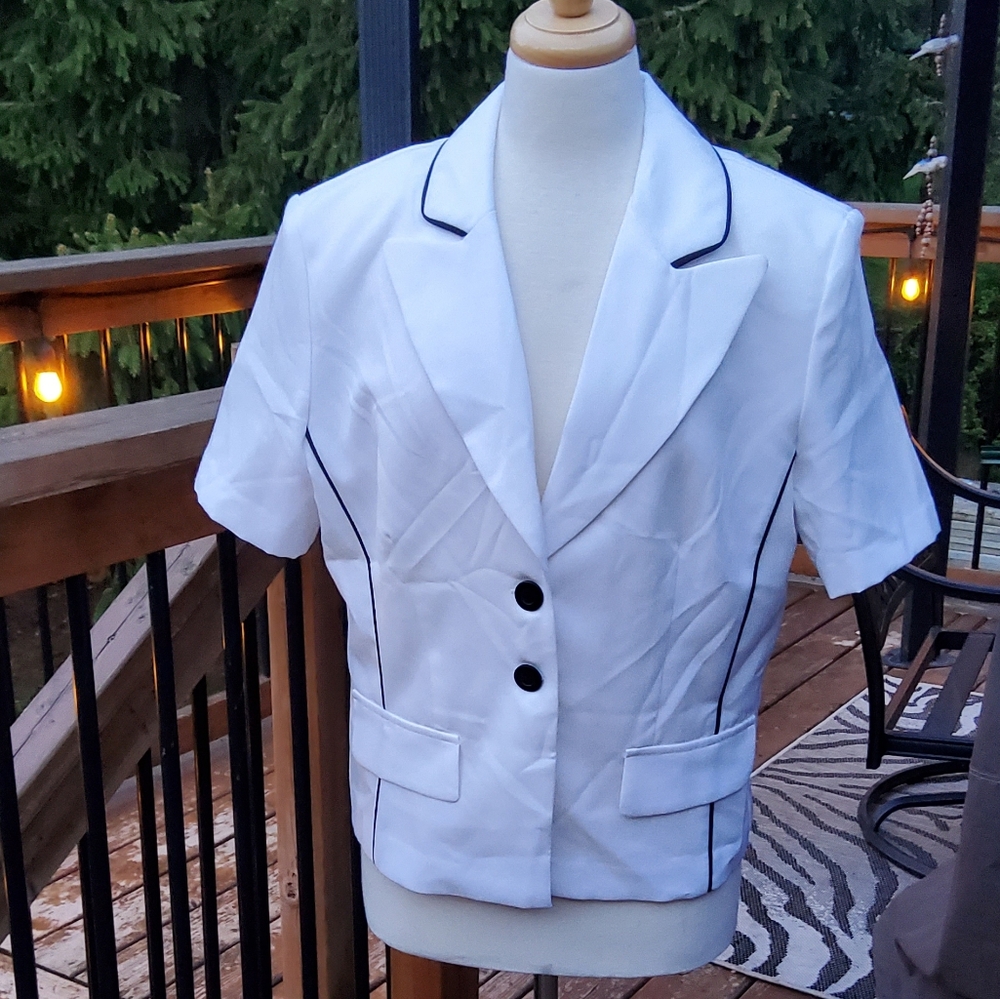 Spago Collection White Blazer with Black Trim